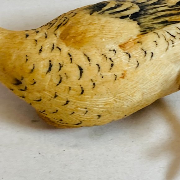 Pheasant Bird Carving ? IBJ or TBJ ? Feels like Resin Painted one claw flawed - Picture 9 of 13
